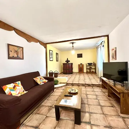 Casa de Férias Rural House With Terrace, Barbeque, Near Mirador Del Rio *