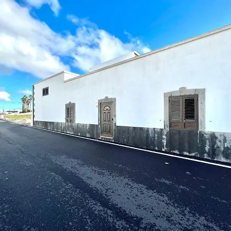 Rural House With Terrace, Barbeque, Near Mirador Del Rio *