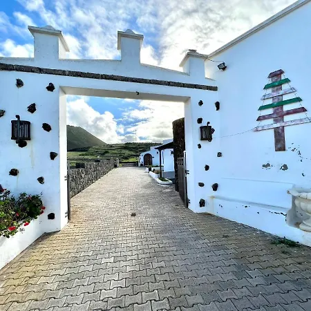 Rural House With Terrace, Barbeque, Near Mirador Del Rio